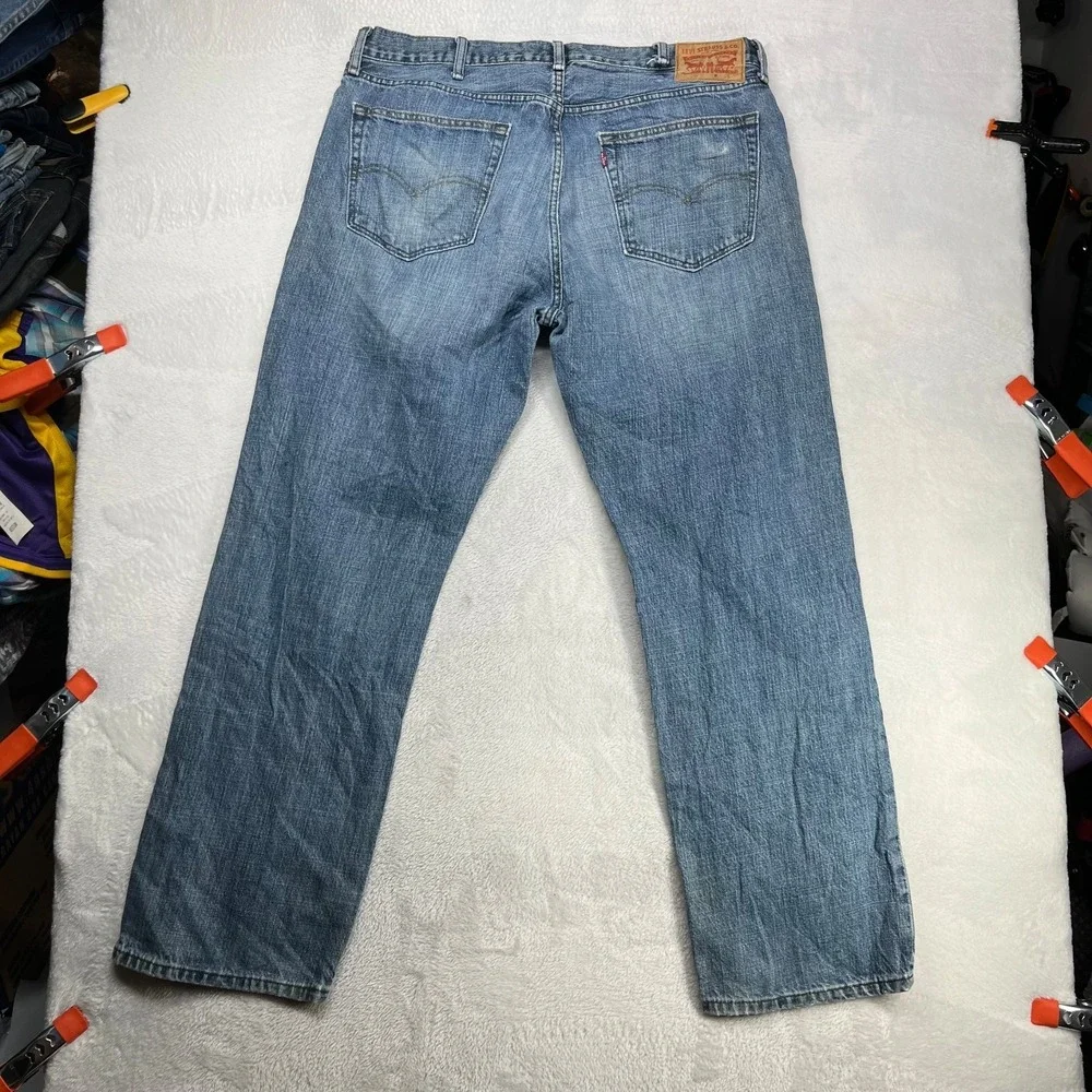 Levi's 559 Straight Jeans Men's Blue Denim Pockets Classic‎ Zip Fly - 37X31